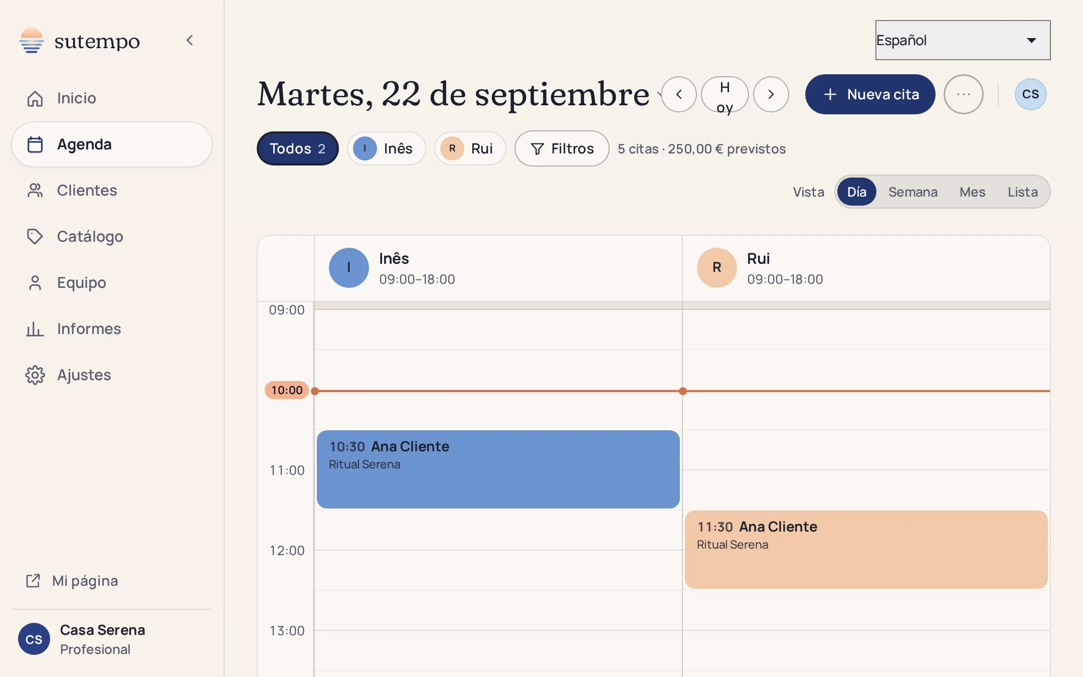 Calendario diario de Maison Rivière: una columna por profesional, con sus horarios y citas
